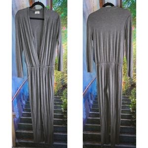 Fantastic Fawn - Longsleeve Gray Jumpsuit